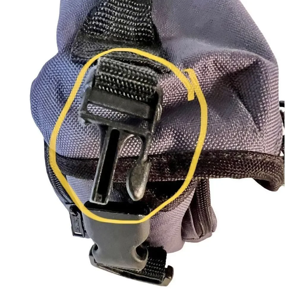 Tamarac Digital Camera Shoulder Bag (See Detail)